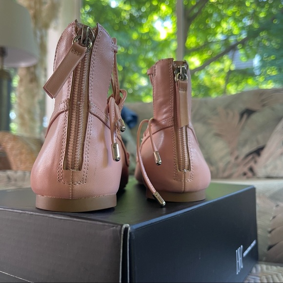 🩰 INC International Concepts: Women’s Zadde Closed Toe Ankle Wrap, Pink, Size 8 - Picture 5 of 14